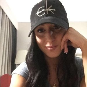 Meet your Posher, Leah